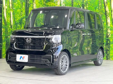 Honda N-BOX Custom