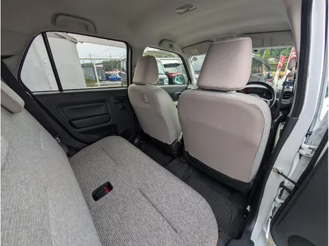 Daihatsu Mira Tocot