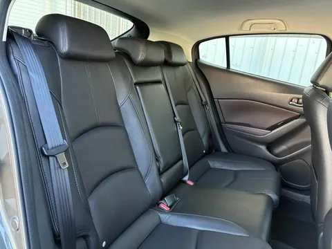 Mazda Axela Sport
