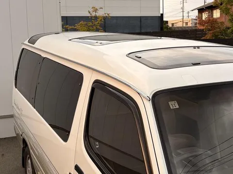 Toyota HiAce Wagon