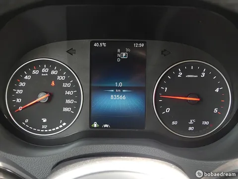 11-Seater Sprinter
