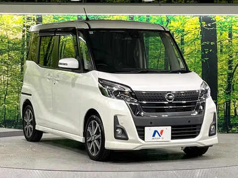 Nissan Dayz Roox