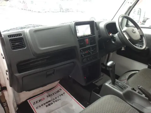 Nissan Clipper Truck