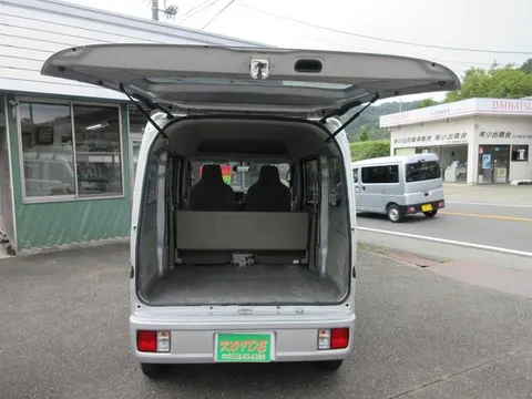 Nissan Clipper