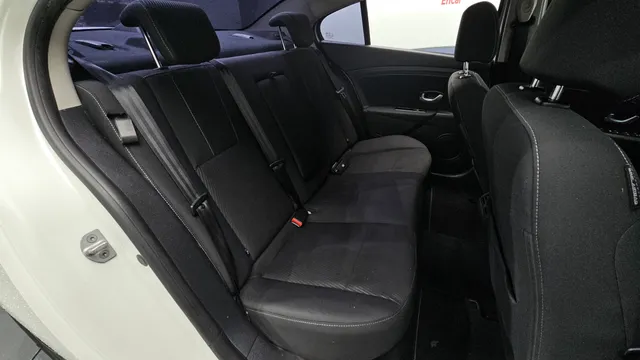 Renault SM3