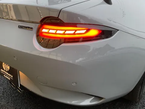 Mazda MX-5 (Roadster)