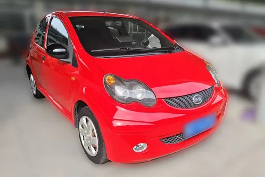 BYD F0