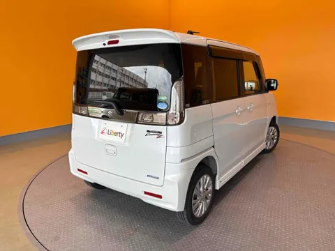Suzuki Spacia Custom Z