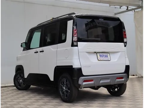 Mitsubishi Delica Mini