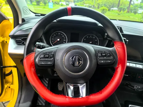 MG MG5