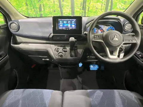 Mitsubishi eK X