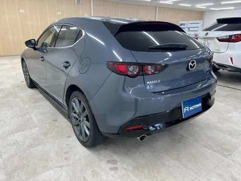 Mazda MAZDA3 Fastback