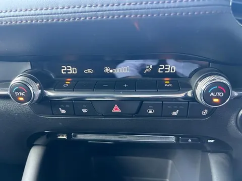 Mazda MAZDA3 Sedan