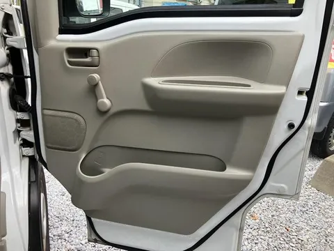 Mitsubishi Minicab Van