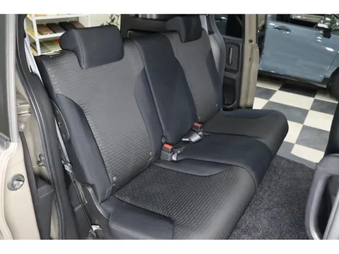 Honda Freed Spike