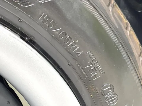 Daihatsu Mira Tocot