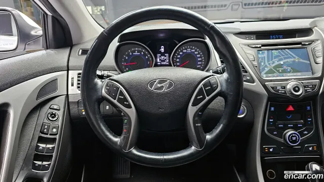 Hyundai Elantra (Avante)