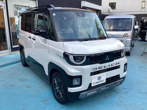 Mitsubishi Delica Mini