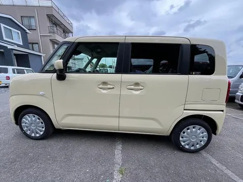 Suzuki Wagon R Smile