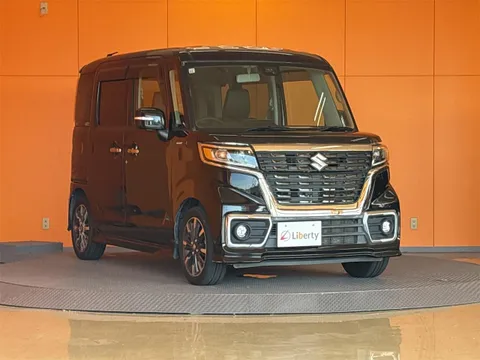 Suzuki Spacia Custom