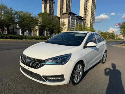 Chery Arrizo 5