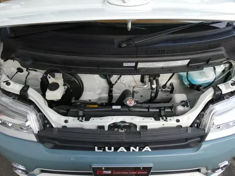 Toyota TownAce Van