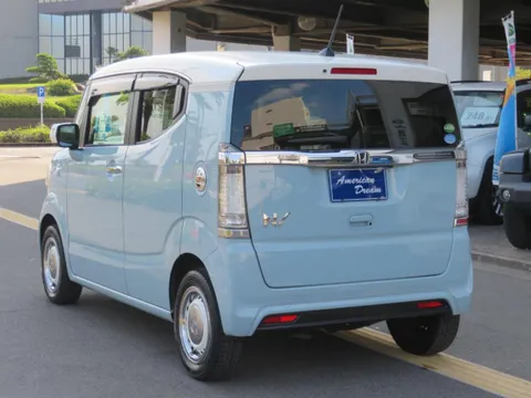 Honda N-BOX Slash