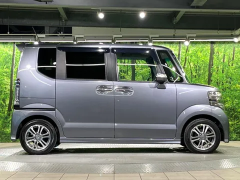 Honda N-BOX+ Custom