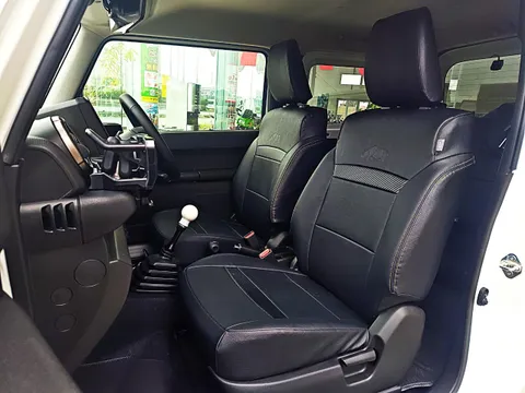 Suzuki Jimny Sierra