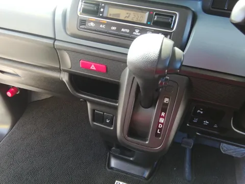 Suzuki Spacia Base