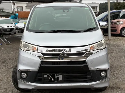 Mitsubishi eK Custom