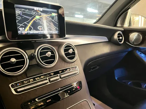 Mercedes-Benz Mercedes-Benz GLC