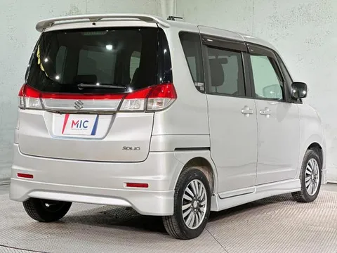 Suzuki Solio