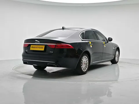 Jaguar XFL
