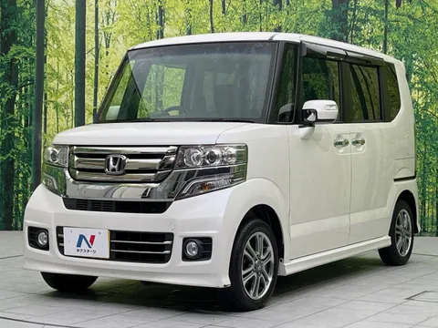 Honda N-BOX Custom