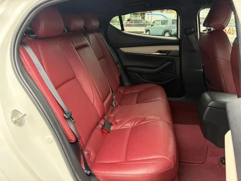 Mazda MAZDA3 Fastback