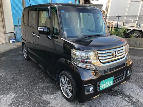 Honda N-BOX Plus Custom