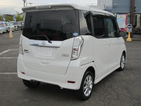 Nissan Dayz Roox
