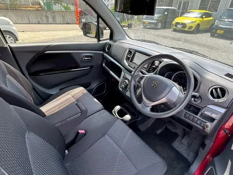 Suzuki Wagon R Stingray