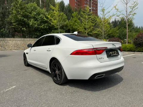 Jaguar XFL