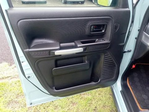 Suzuki Spacia Gear