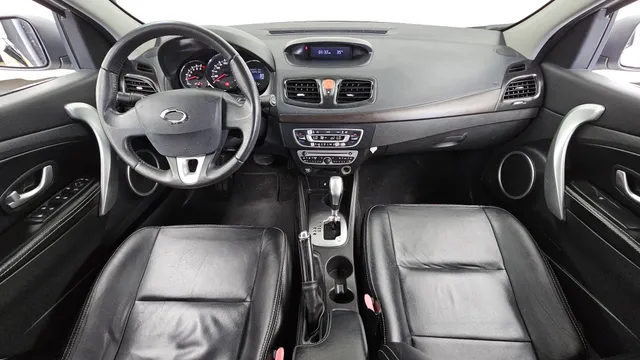 Renault SM3
