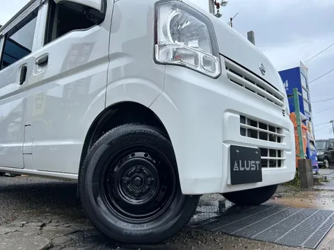 Nissan Clipper