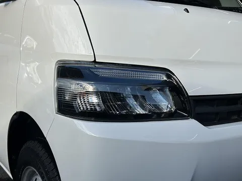 Toyota TownAce Van