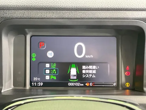 Honda N-BOX Custom