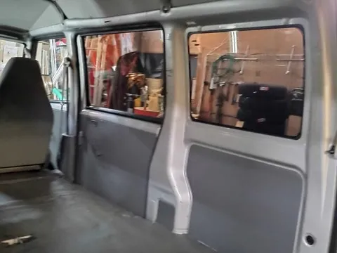 Mitsubishi Minicab Van