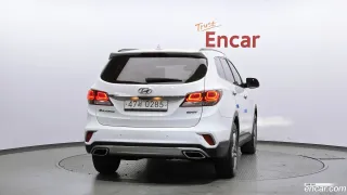 Hyundai Grand Santa Fe (Maxcruz)