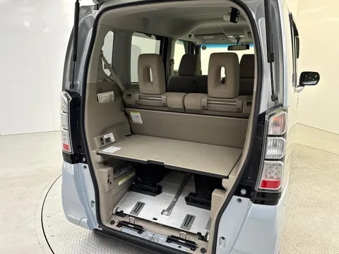 Honda N-BOX Plus