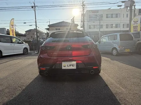 Mazda MAZDA3 Fastback