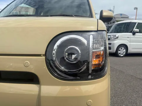 Daihatsu Mira Tocot